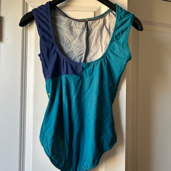 Lucky Leo Clarity Leotard Size Large - Picture 2 of 2